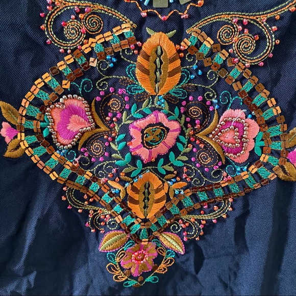 Express sheer v-neck top - Picture 2 of 5